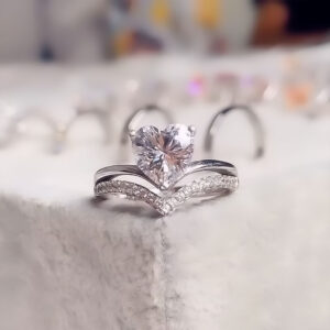 Delicate Silver Color White Zircon Stones Heart Rings for Women Fashion Bridal Engagement Wedding Ring Set Jewelry Gift